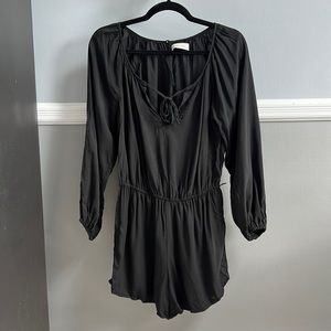 WORN ONCE:  Black Abercrombie long sleeve romper Size: S